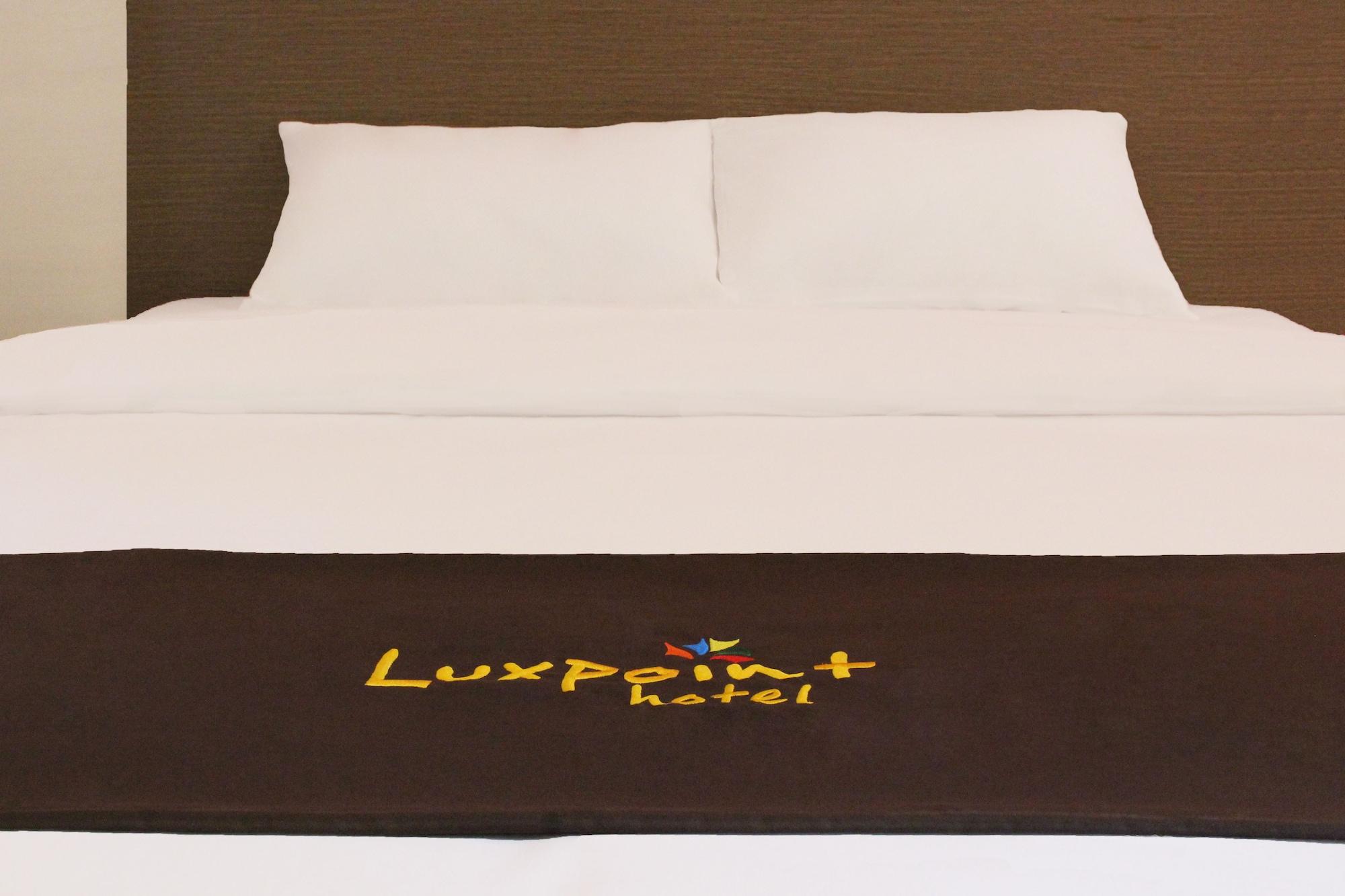 Luxpoint Hotel Baratajaya Сурабая Экстерьер фото